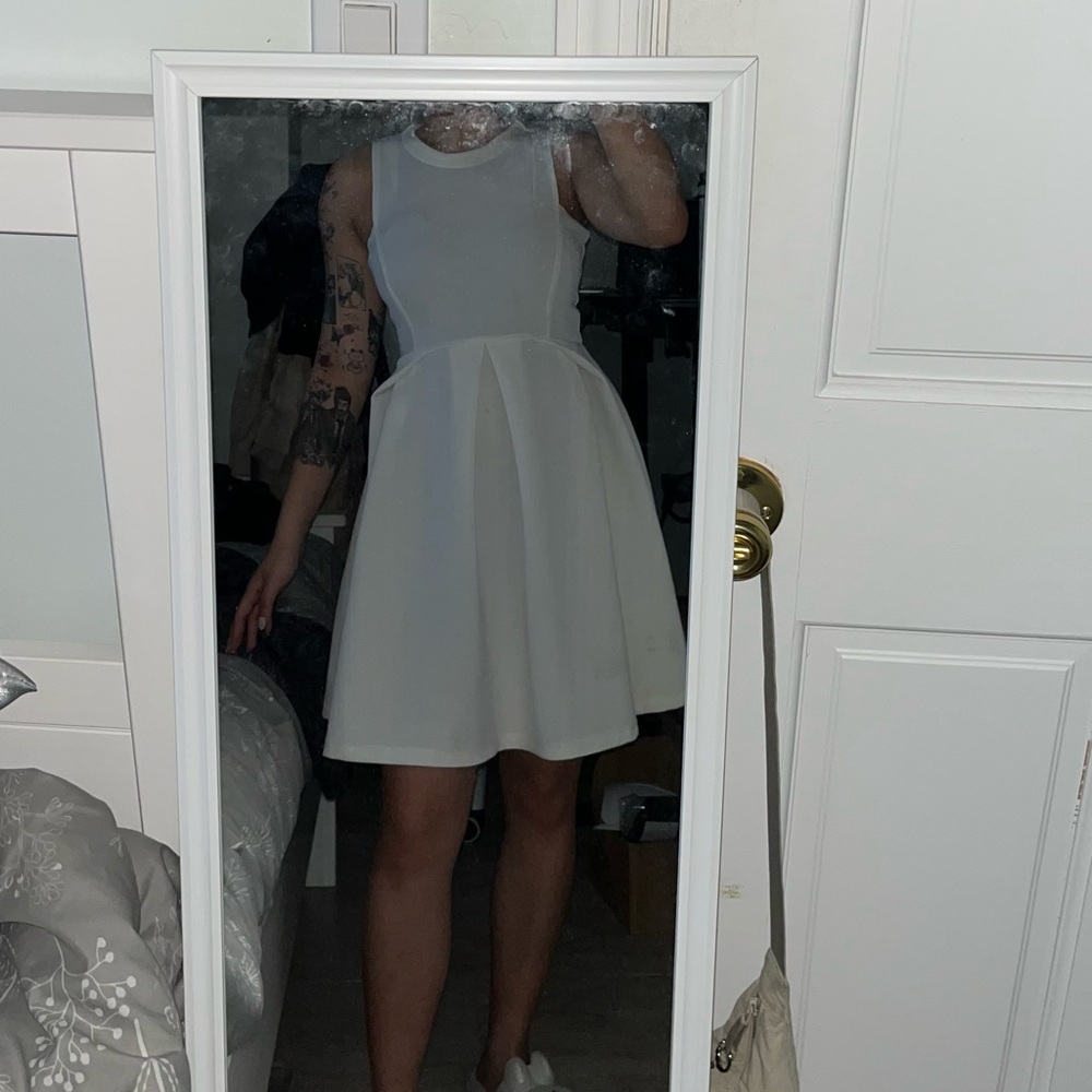 White Sleeveless Dress